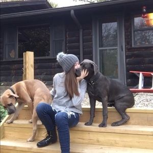 Meet your Posher, Natalie